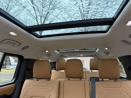 2023 Land Rover Defender First Edition