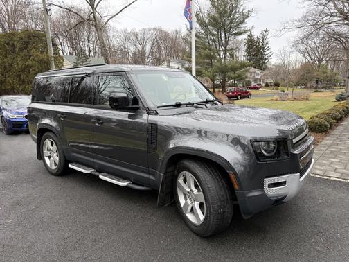 2023 Land Rover Defender First Edition