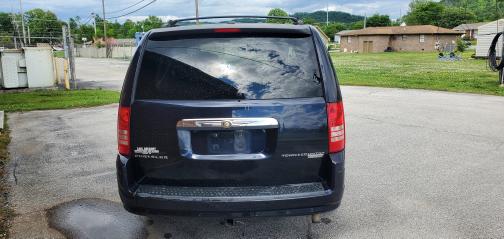 2010 Chrysler Town & Country Touring