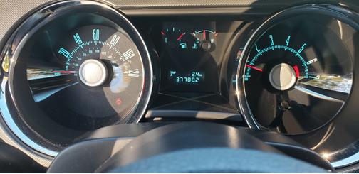 2010 Ford Mustang Premium