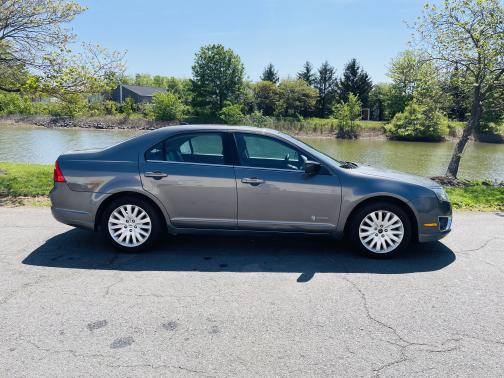 2011 Ford Fusion Hybrid Base