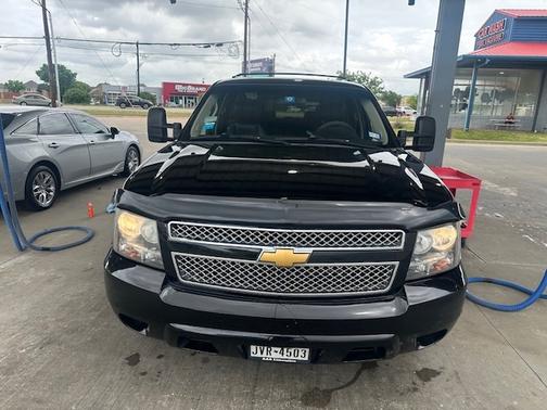 Black 2013 Chevrolet Suburban 1500 LS