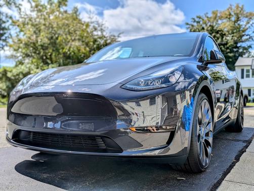 2024 Tesla Model Y Performance