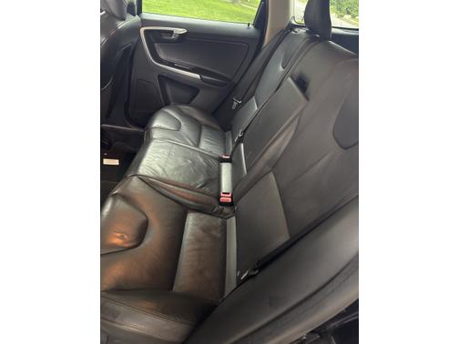 2010 Volvo XC60 3.2