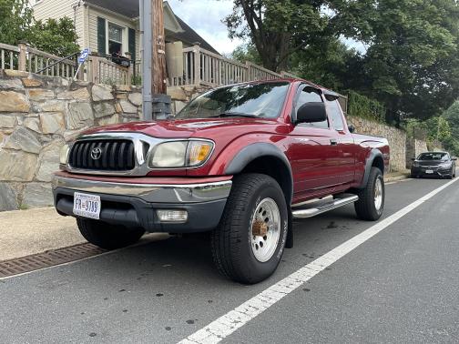 2004 Toyota Tacoma Xtracab
