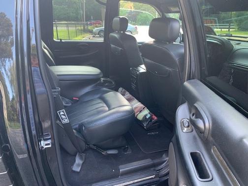 2002 Lincoln Blackwood Base