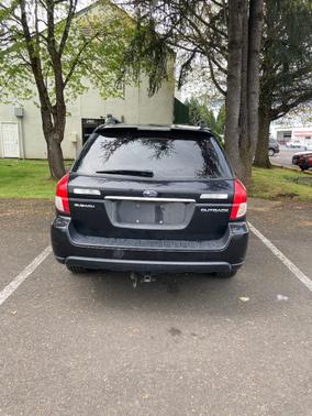 Black 2008 Subaru Outback 2.5 i