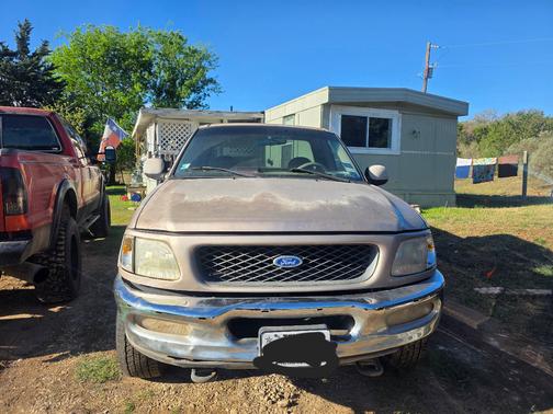 1997 Ford F-150 XL