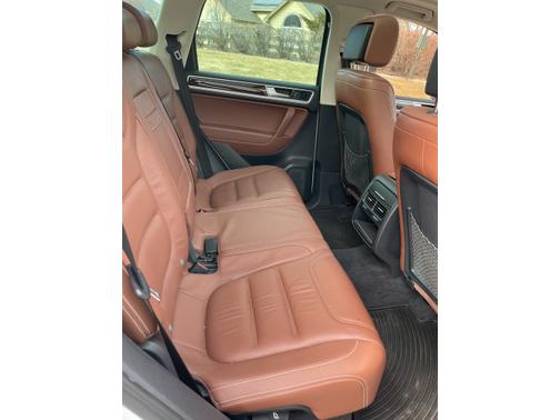 2015 Volkswagen Touareg TDI Lux