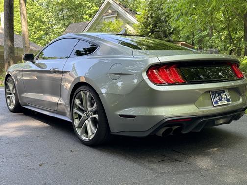 2022 Ford Mustang GT Premium