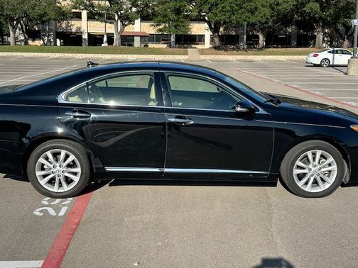 2011 Lexus ES 350 Base