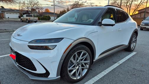 2023 Genesis GV60 Advanced