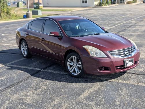 2011 Nissan Altima 3.5 SR