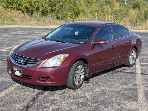 2011 Nissan Altima 3.5 SR