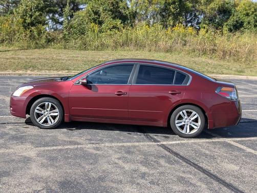 2011 Nissan Altima 3.5 SR