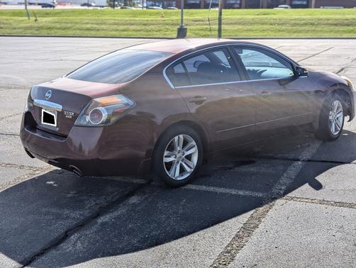 2011 Nissan Altima 3.5 SR