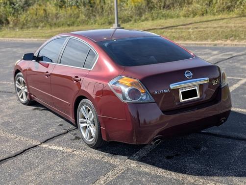 2011 Nissan Altima 3.5 SR