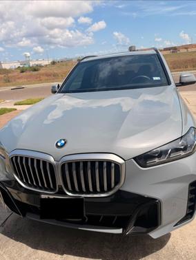 Gray 2025 BMW X5 sDrive40i