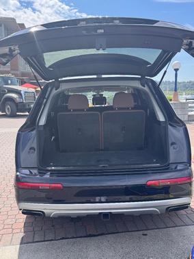 Blue 2017 Audi Q7 3.0T Premium Plus