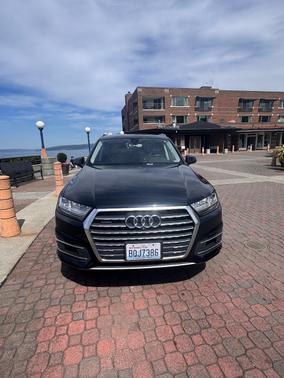 Blue 2017 Audi Q7 3.0T Premium Plus