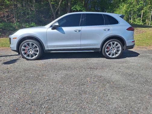 Silver 2015 Porsche Cayenne Cayenne Turbo