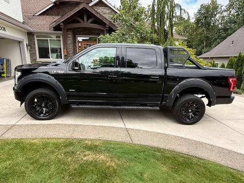 Black 2017 Ford F-150 Lariat