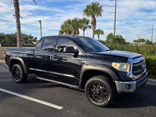 2014 Toyota Tundra SR5