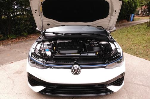2022 Volkswagen Golf R Base