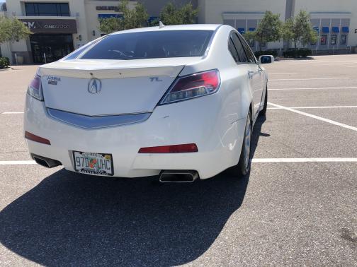 2010 Acura TL Technology