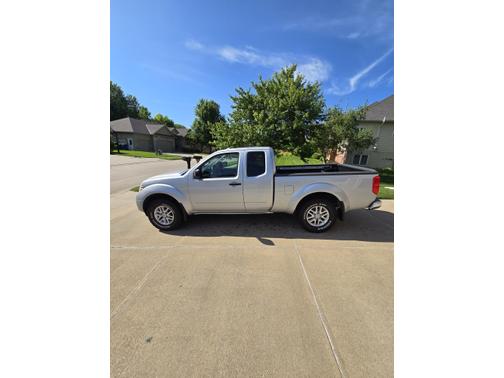 2015 Nissan Frontier SV