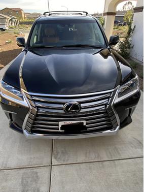 2021 Lexus LX 570 Three-Row