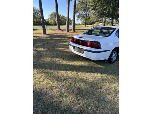 2004 Chevrolet Impala Base