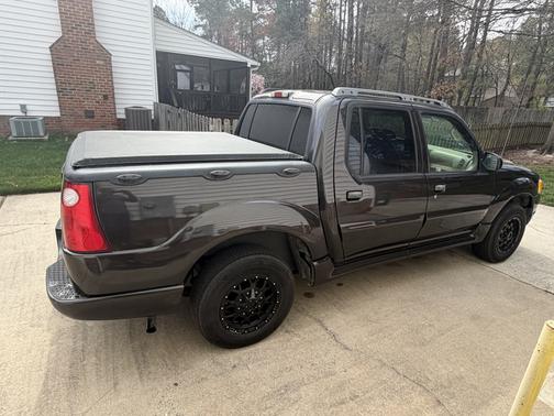 2005 Ford Explorer Sport Trac XLS