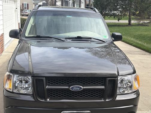 2005 Ford Explorer Sport Trac XLS