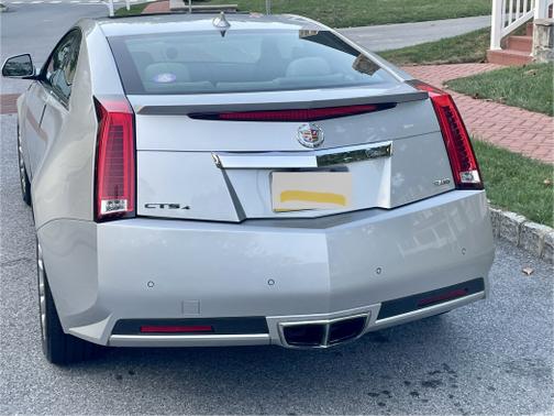 2011 Cadillac CTS Premium