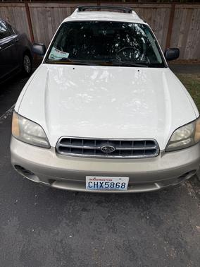 White 2000 Subaru Outback Base