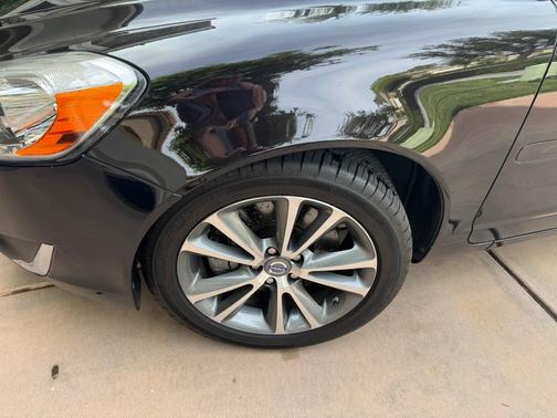 Black 2013 Volvo C70 T5 Premier Plus