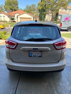 Gold 2017 Ford C-Max Hybrid SE