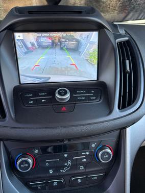 Gold 2017 Ford C-Max Hybrid SE