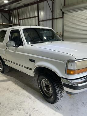1992 Ford Bronco XLT