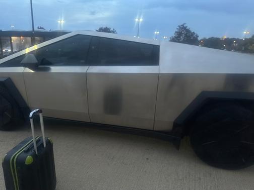 2024 Tesla Cybertruck AWD