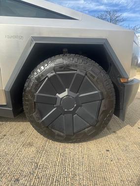 2024 Tesla Cybertruck AWD