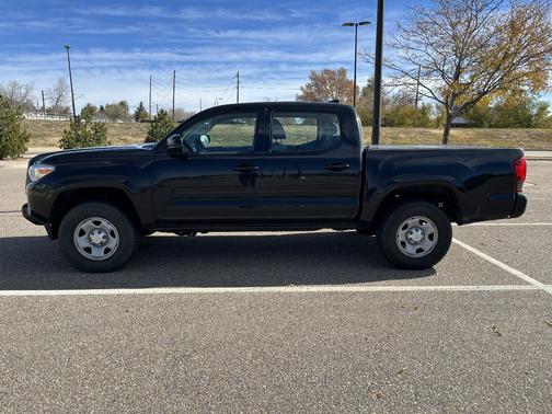 2018 Toyota Tacoma SR