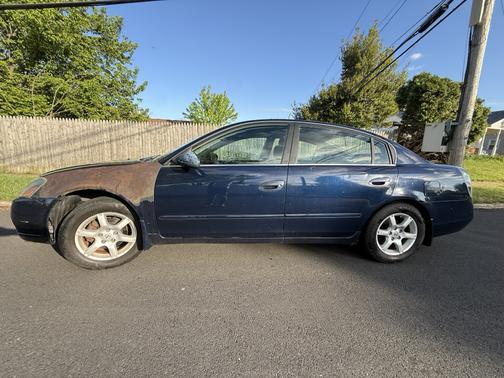 Blue 2006 Nissan Altima 2.5 S