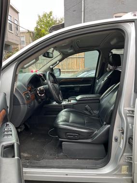 2014 Nissan Armada Platinum