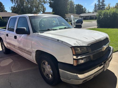 2005 Chevrolet Silverado 1500 LS Crew Cab