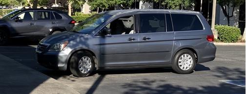 Gray 2009 Honda Odyssey LX