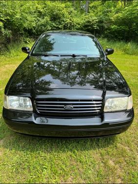 2003 Ford Crown Victoria LX