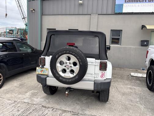 2015 Jeep Wrangler Sahara