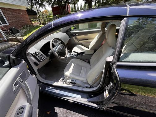 2008 Volvo C70 T5